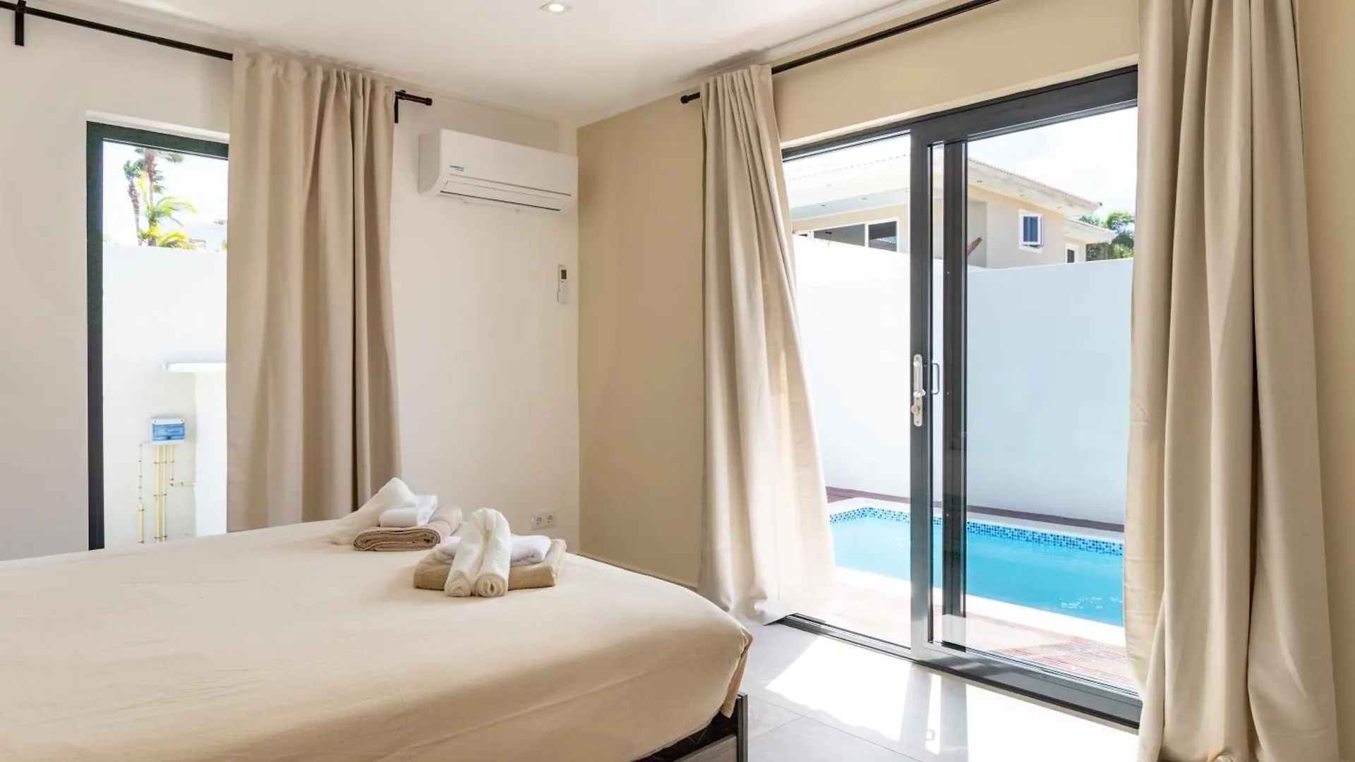 Villa Cavalli Willemstad 0*,  Curacao