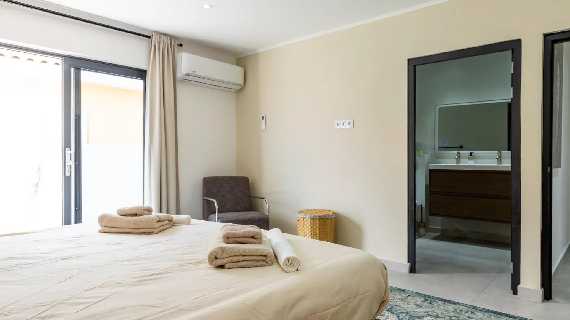 Villa Cavalli Willemstad 0*,  Curacao
