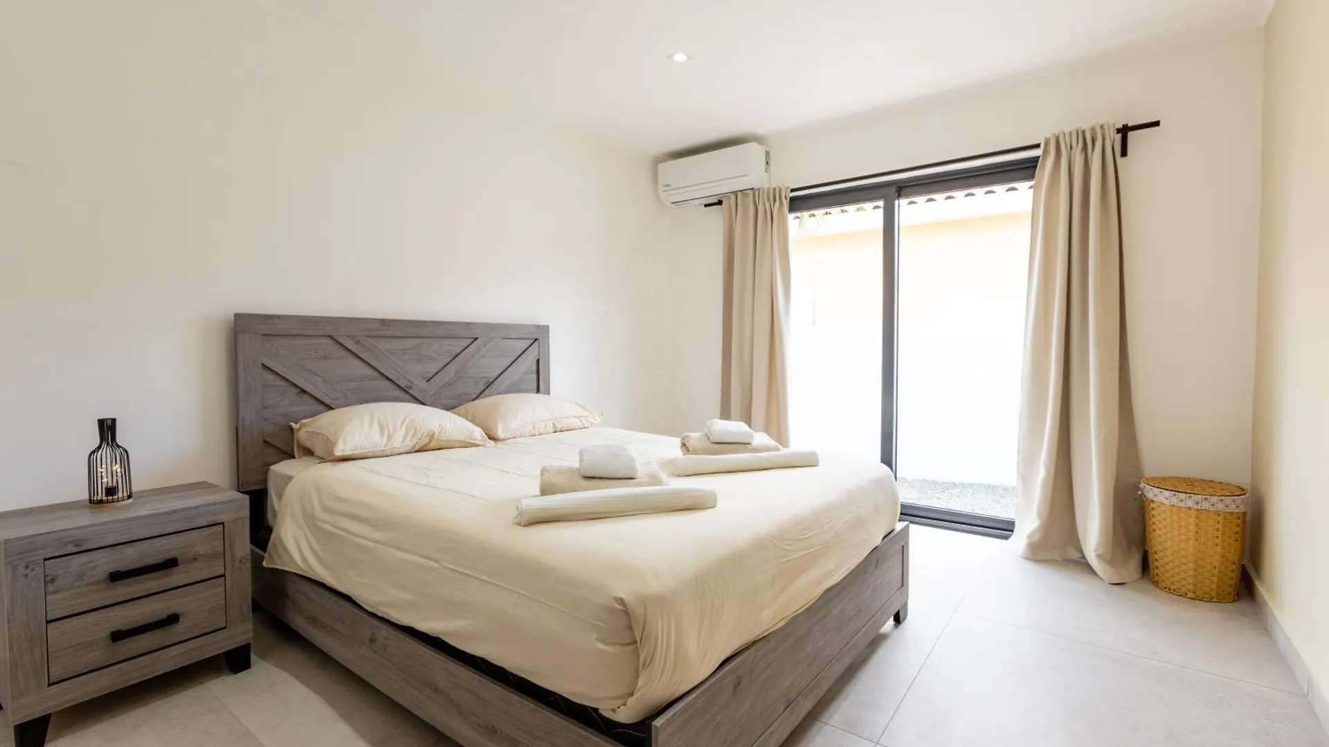 Villa Cavalli Willemstad